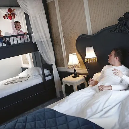 Efteling 4* カーツスフーフェル